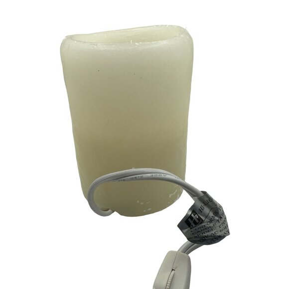 Electric Give Thanks Candle With Pumpkins Design By The Evermore Candle - Picture 5 of 6